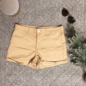 NWT Tan H&M Soft and Stretchy Shorts